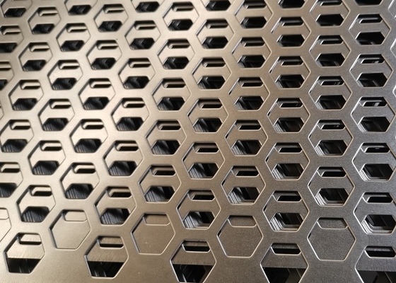 Алюминиевые пефорированные панели сетки металла для декоративного