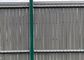 Внешний декоративный 4ft изогнутый металлический забор Пластмассовый ПВХ покрытый