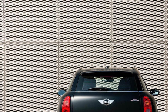 Защитной расширенная нержавеющей сталью равнина металла пефорированная сеткой соткет