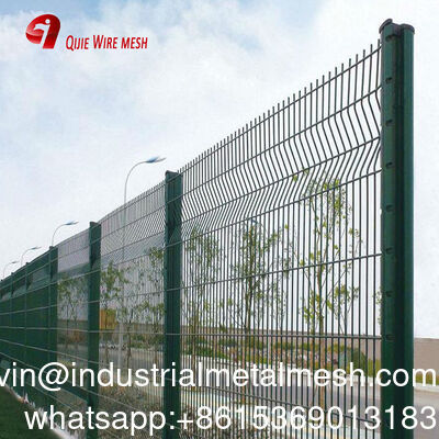 Easy to Assemble Anti-Corrosion Galvanized 3D Curved Welded Wire Mesh Fence Board for Garden
