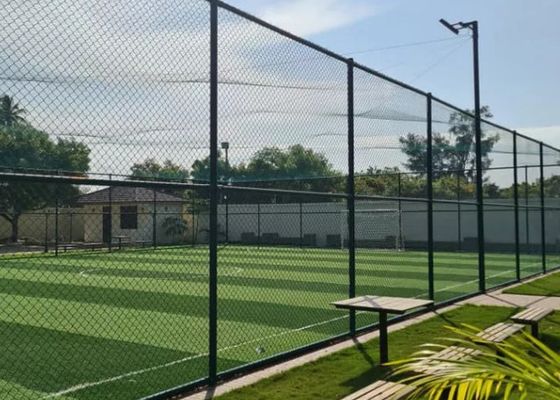 Анти- PVC подъема покрыл загородку 1530mm 1830mm 2030mm ячеистой сети для Multi цвета