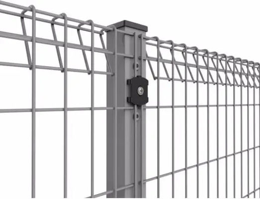 Декоративная гальванизированная верхняя часть крена петли проволочной изгороди орнаментальная двойная