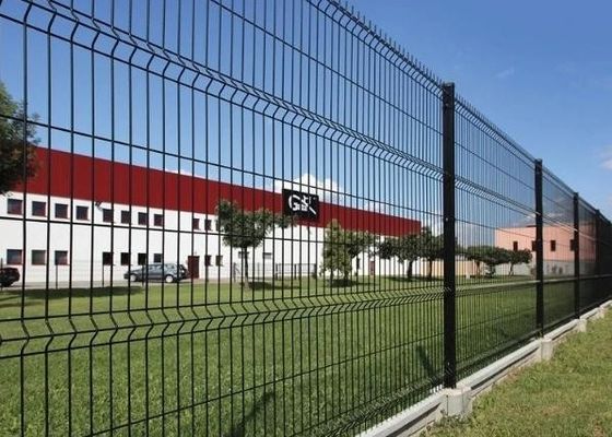 ПВХ покрытый оцинкованный сварный 3D изгиб кривой проволочной сетки ограждения