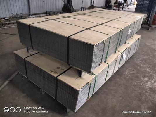 Окунутое горячее гальванизировало сваренную панель ячеистой сети конструкция 8ft x 4ft 4mm