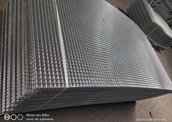 Регулярный размер сетка 2 x 2 дюймов сваренная гальванизировал ширину панели 2.2m провода