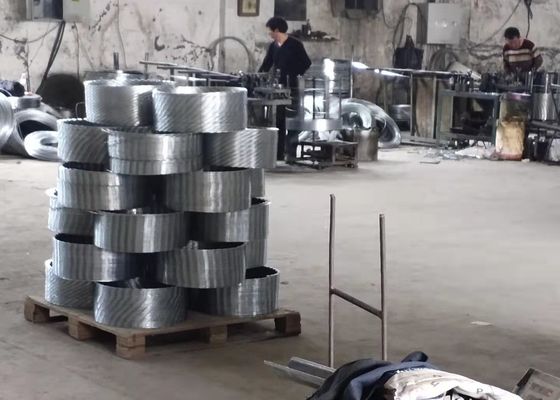 BTO-16 Concertina Разерная колючая проволока 1100 мм 7 клипов 35 кг / ролик 20-25 м