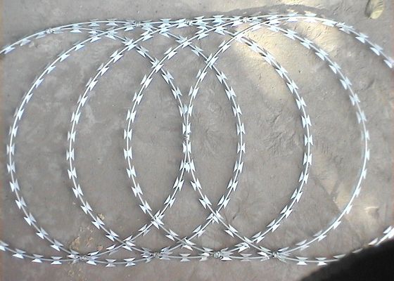 нержавеющая сталь провода концертины Cbt-60 2.5mm колючая