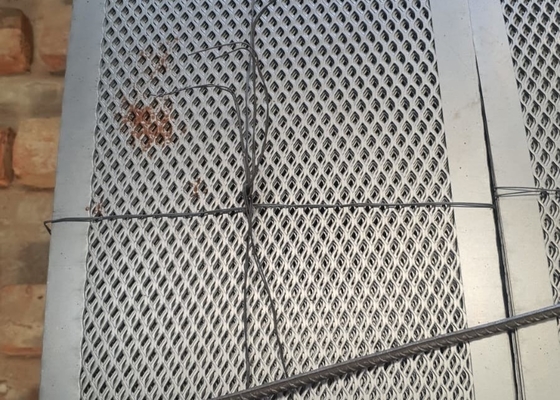 Лист сетки металла Кловерлеаф пефорированный алюминием для различной коррозионной среды