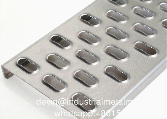 Овальная сцепка с оцинкованным листом