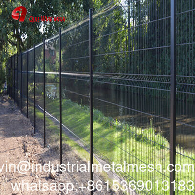 3D Curved Welded Wire Mesh Garden Fence PVC Coated Hot Dipped Galvanized Security Fence Panel