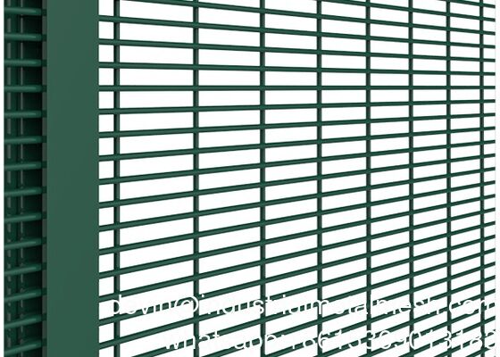 Порошок покрытый прозрачным видом Анти-Подъем периметр сварный анти-угон металлический провод 358 сетка ограждения для высокой безопасности / безопасности / аэропорта / электрической
