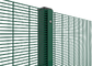 На открытом воздухе гальванизированная загородка сваренной сетки провода обшивает панелями Дурабле для конструкции