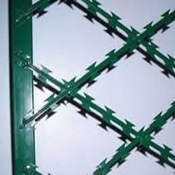 PVC Coated Welded Ripper Razor Wire Mesh Bto -22 Premium Security Fence